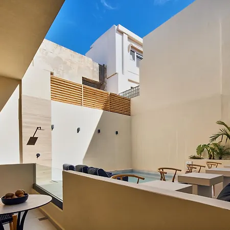 Grande Madonna Luxury Boutique Aparthotel Rethymno (Crete)