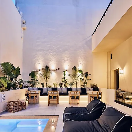 Grande Madonna Luxury Boutique Aparthotel Rethymno (Crete)